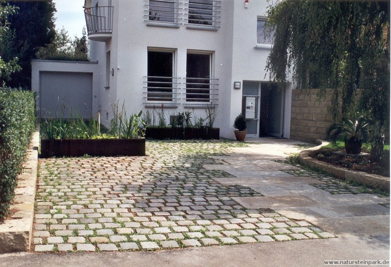 Granit grau-graubunt