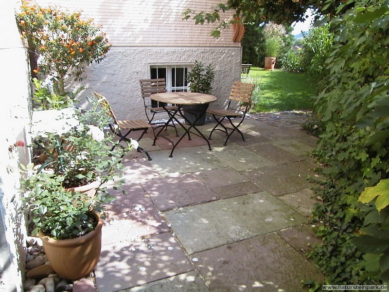 Gemischte Natursteinsorten
