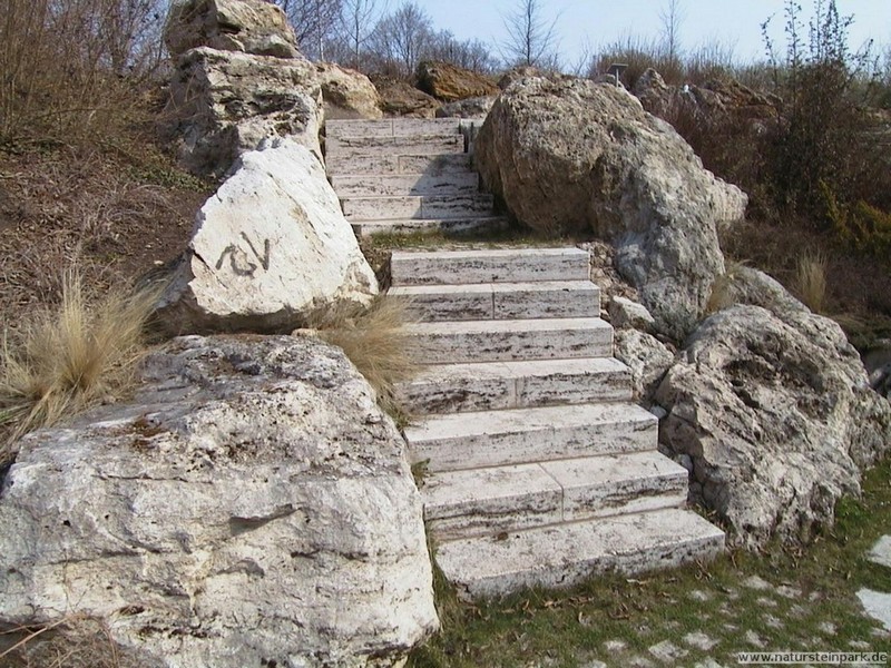 Travertin Thüringen grau-gelblich